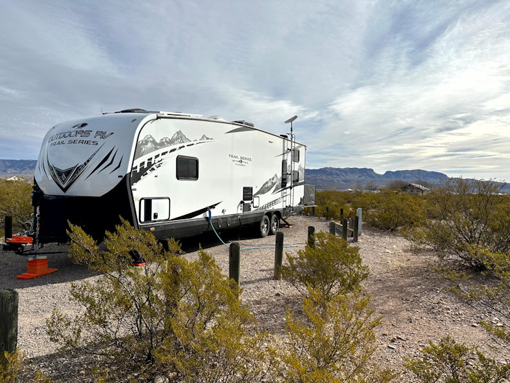 Outdoors RV Mountain Trail 29TRX 4 season rig